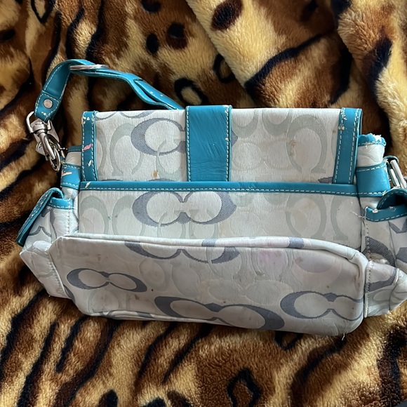 Coach purse - Picture 5 of 9